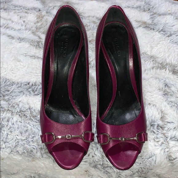Gucci peep toe stilettos authentic in 38 1/2 (8.5) - Picture 2 of 8